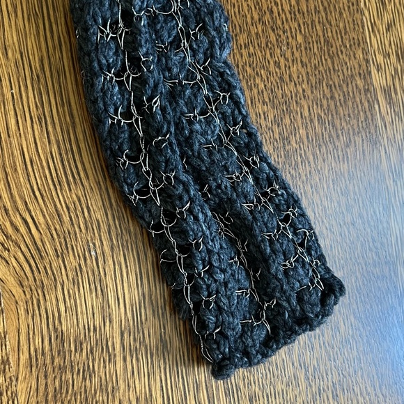 Duffy dark blue/ grey sweater with open knit style with metal wire - size small - Picture 7 of 9